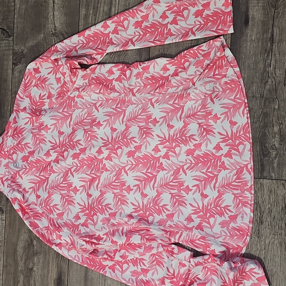 Vineyard vines Pink Leaf Print Pullover - Picture 6 of 7